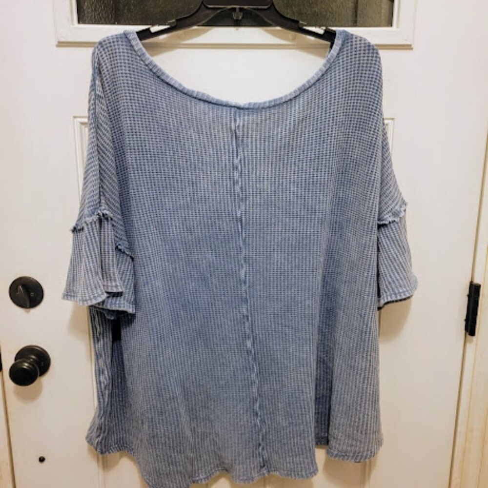 Arula Harlyn Tunic in Washed Blue 2X - Picture 5 of 5